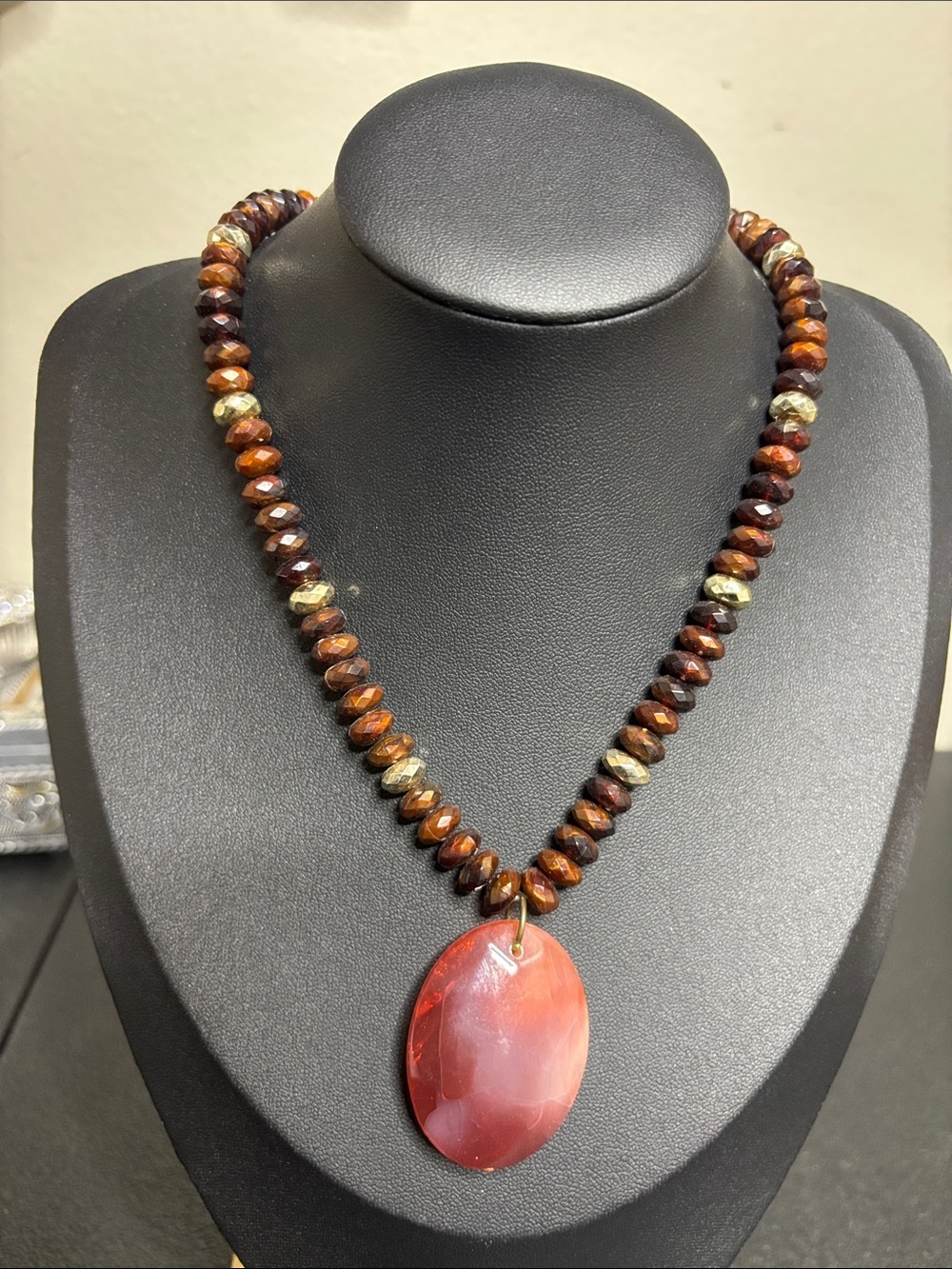 Cookie Lee Handcrafted Red Agate Acrylic Pendant Necklace Brown Beaded Strand